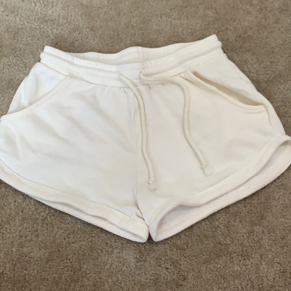 Alphalete Lounge Shorts - Cream - S